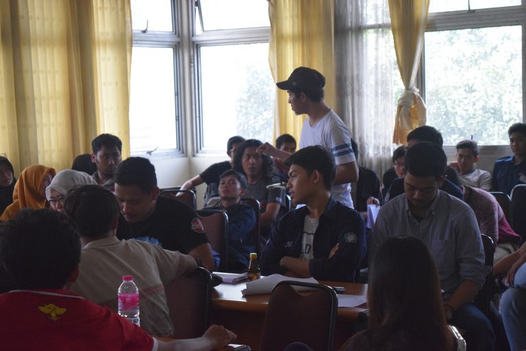 Sistem KM Belum Disepakati, Kongres Berharap pada Tim Transisi