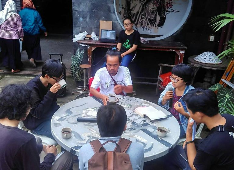 Radio Buku Mengadakan Diskusi Novel Raden Mandasia
