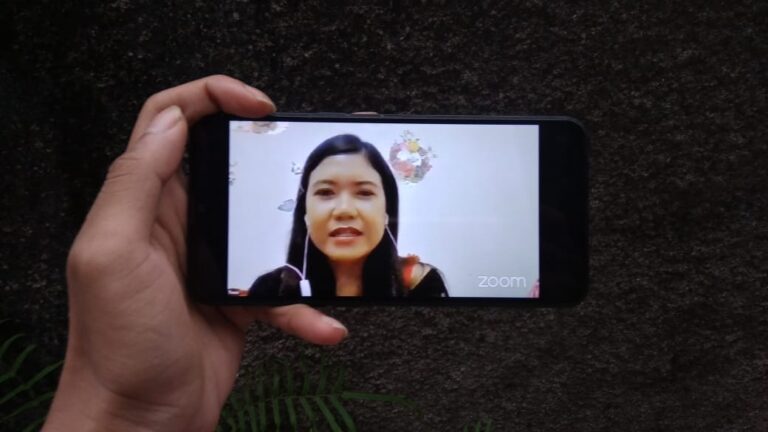 Tiga Penulis Muda Menggugat Sastra Indonesia yang Sempit