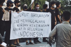 Read more about the article Reformasi (Masih) Dikorupsi, Lima Nyawa Melayang tapi Tak Ada Perubahan